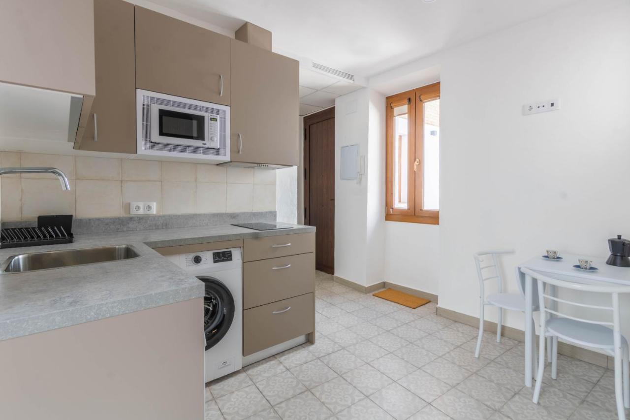 Apartamentos Miguel De Cervantes Centro קורדובה מראה חיצוני תמונה