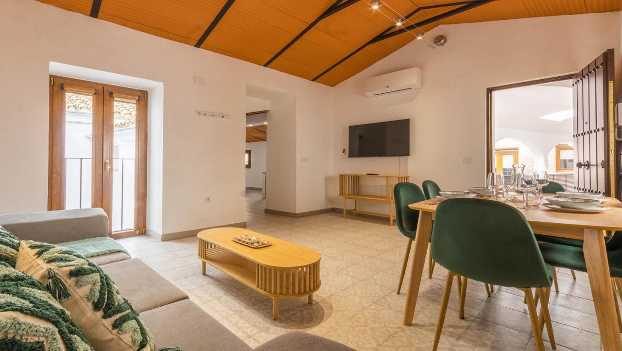 Apartamentos Miguel De Cervantes Centro קורדובה מראה חיצוני תמונה