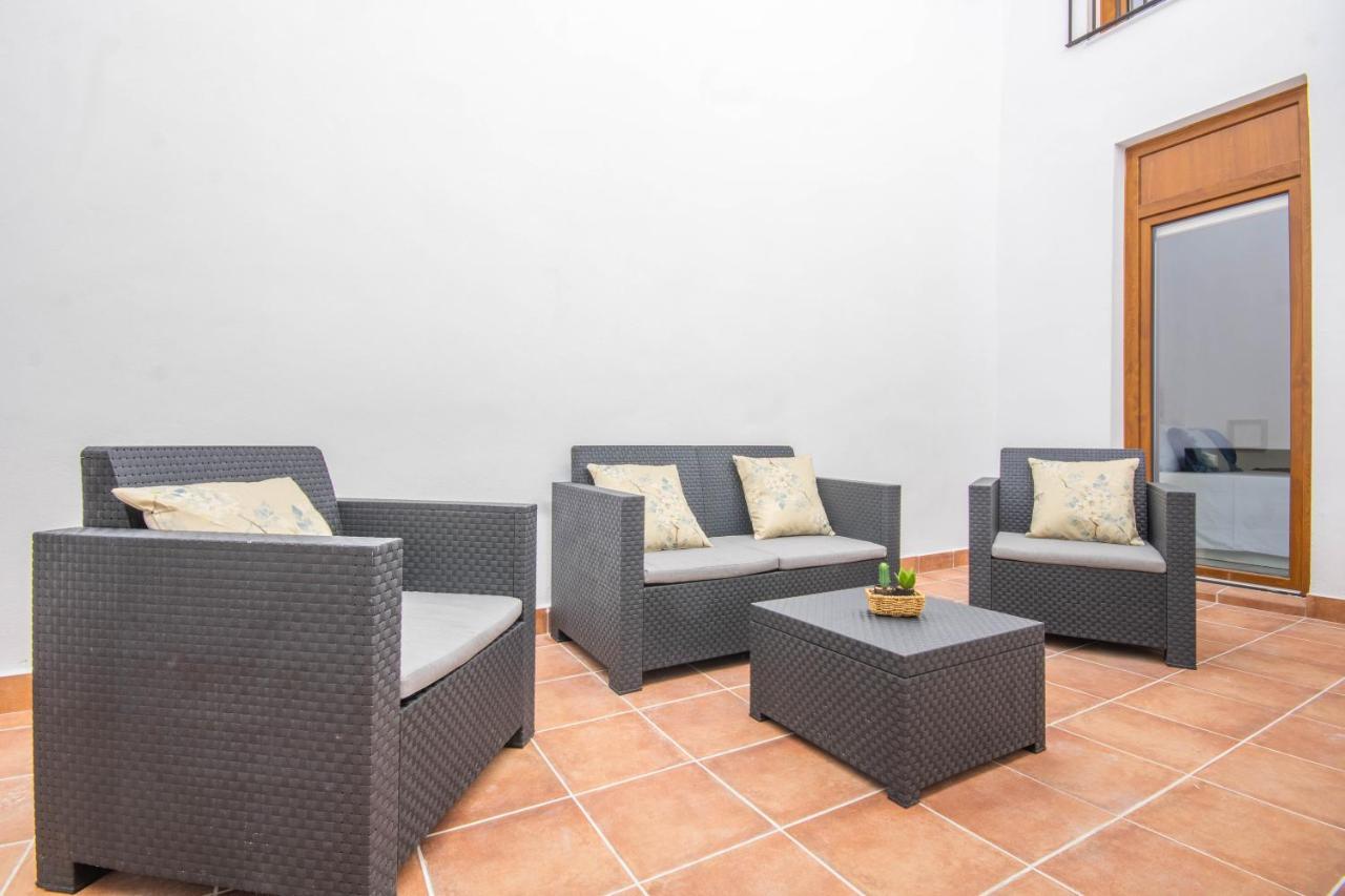 Apartamentos Miguel De Cervantes Centro קורדובה מראה חיצוני תמונה