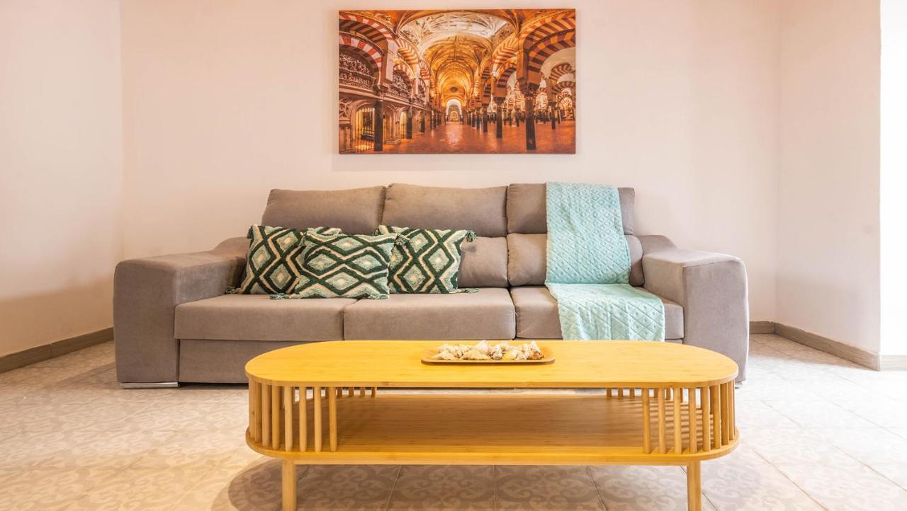 Apartamentos Miguel De Cervantes Centro קורדובה מראה חיצוני תמונה