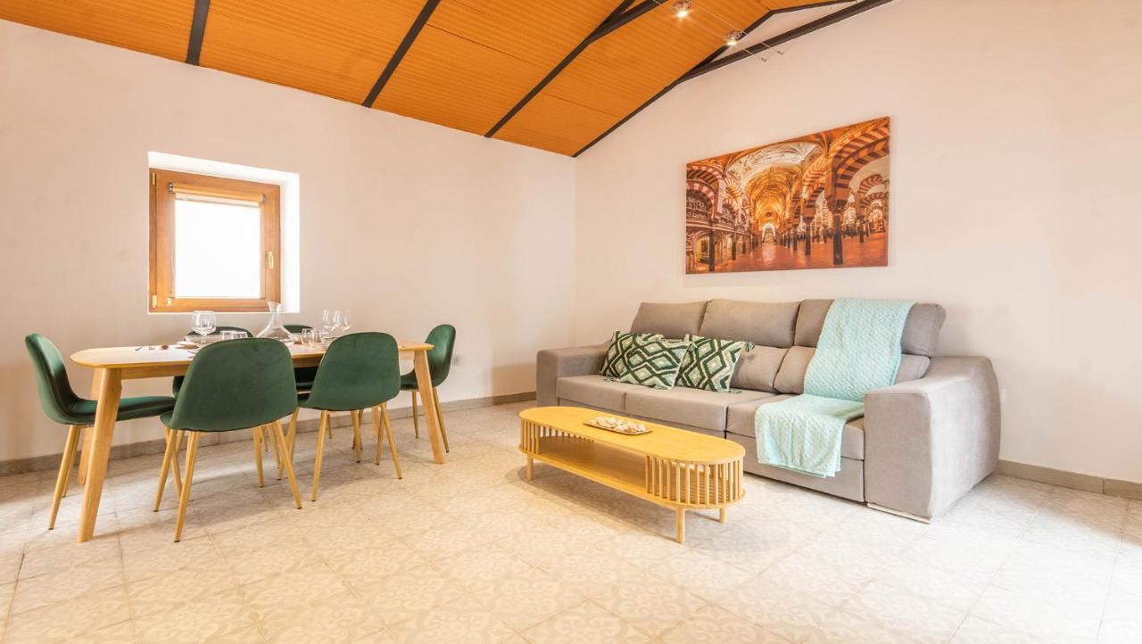 Apartamentos Miguel De Cervantes Centro קורדובה מראה חיצוני תמונה