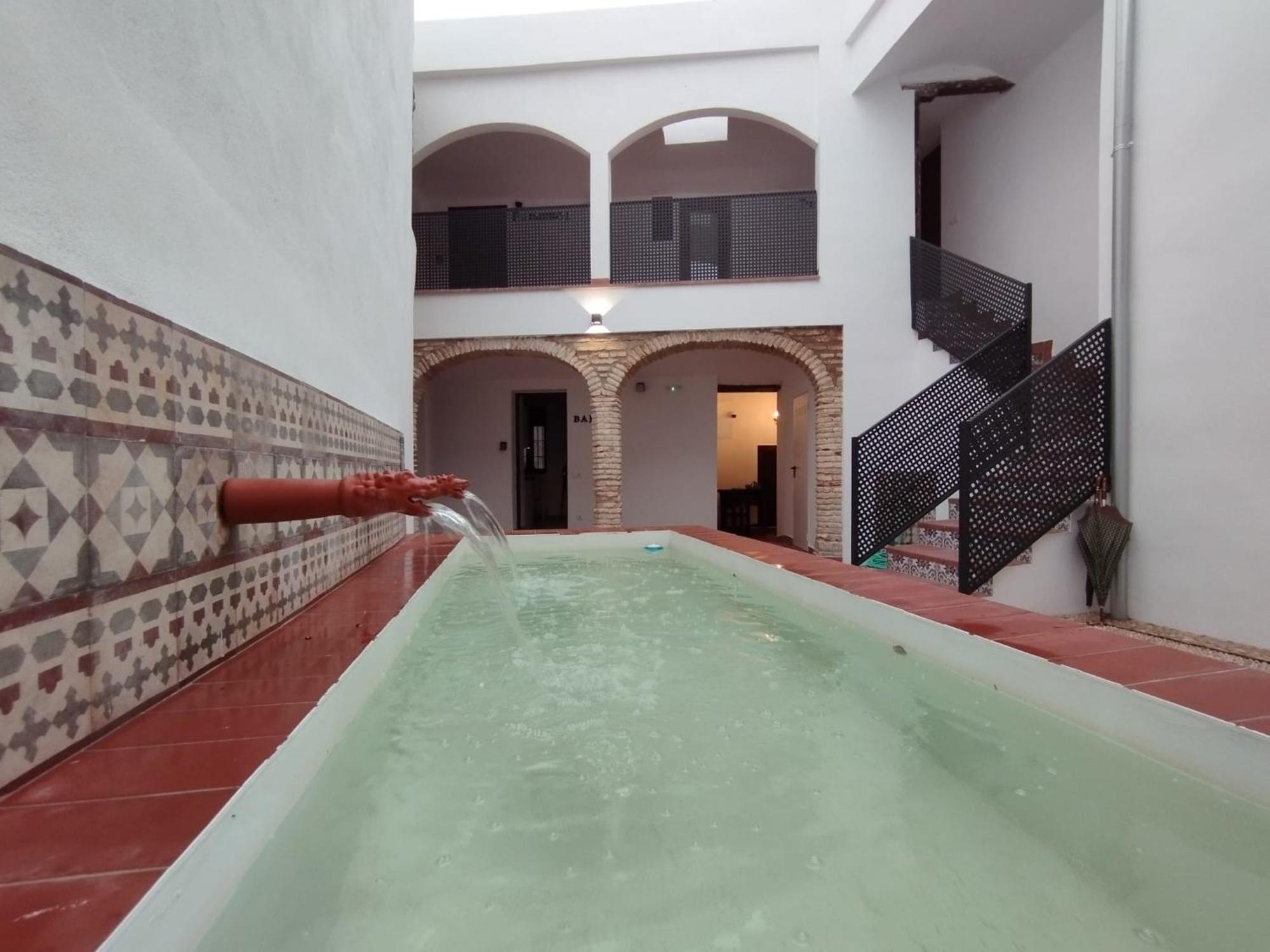 Apartamentos Miguel De Cervantes Centro קורדובה מראה חיצוני תמונה