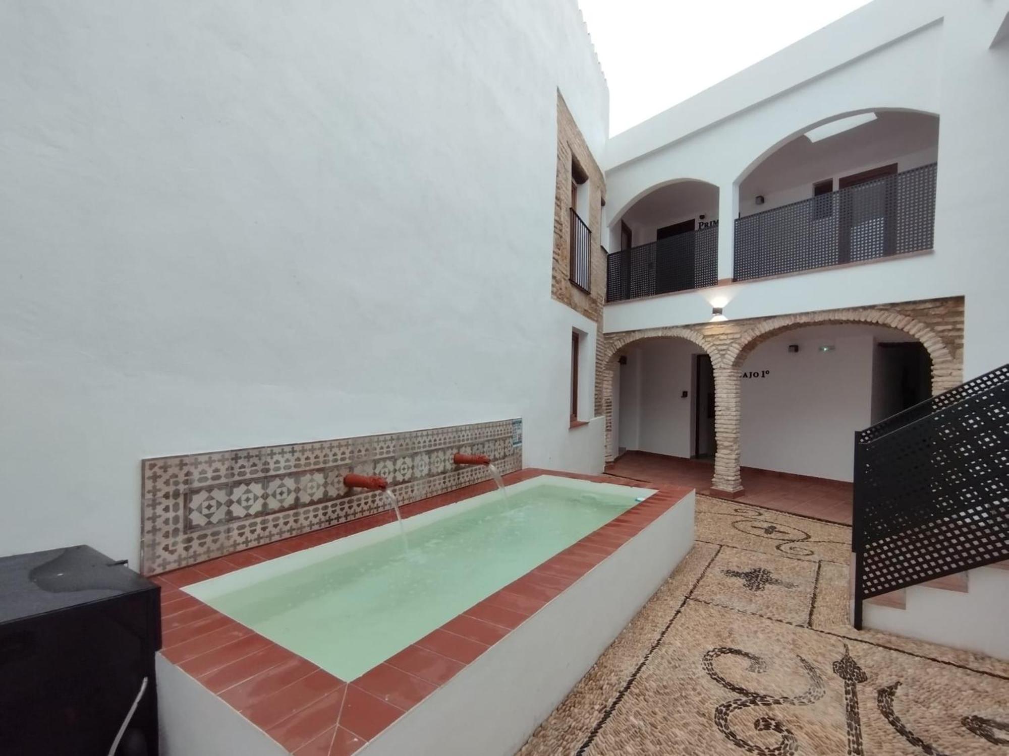 Apartamentos Miguel De Cervantes Centro קורדובה מראה חיצוני תמונה