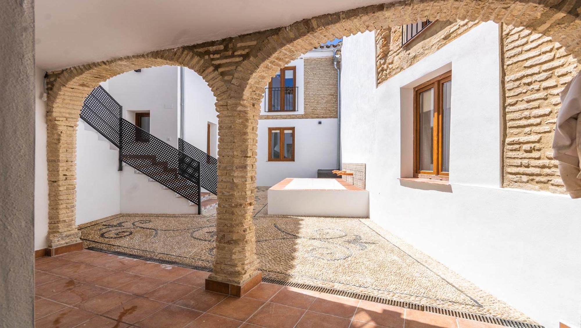 Apartamentos Miguel De Cervantes Centro קורדובה מראה חיצוני תמונה