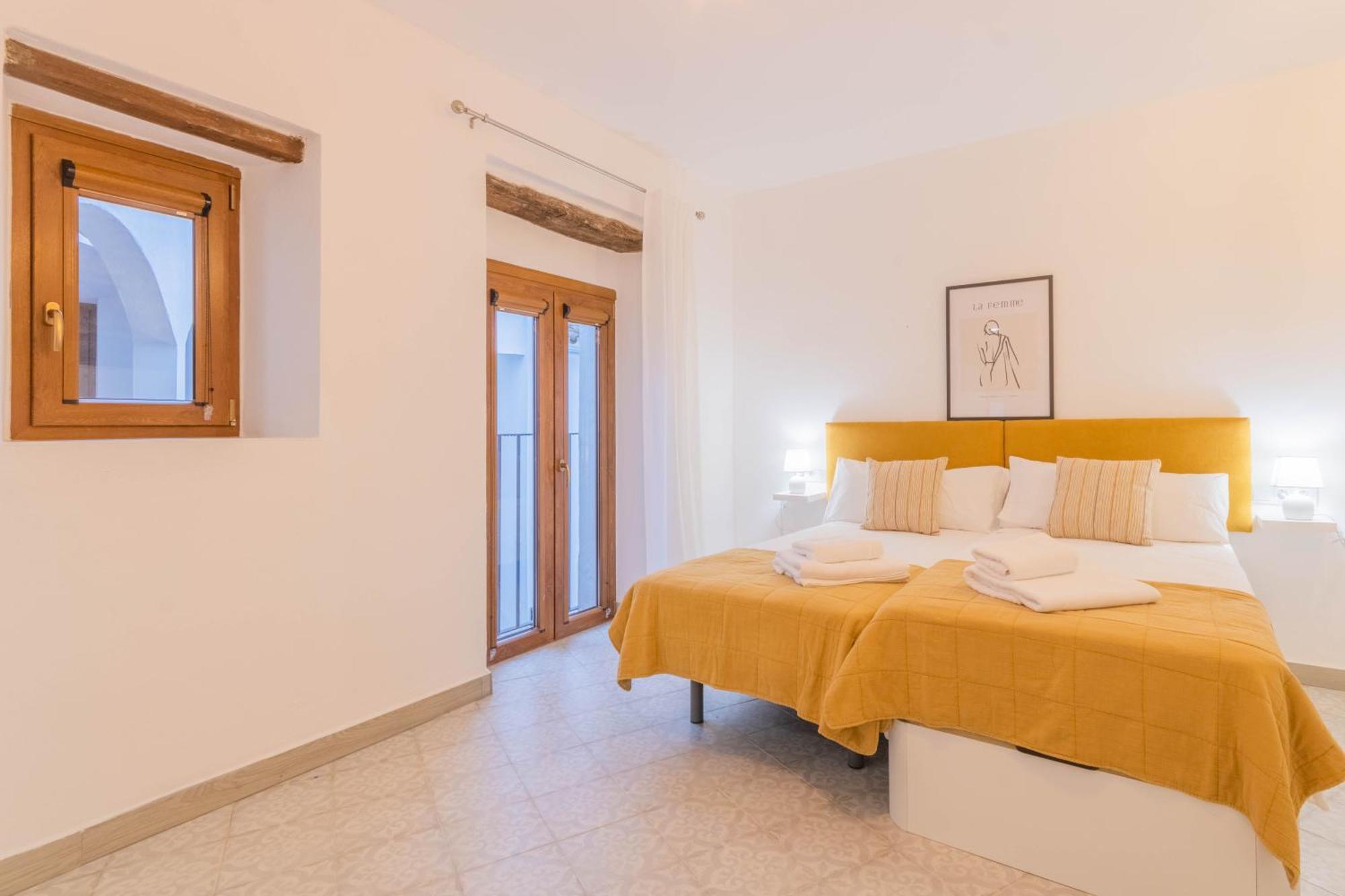 Apartamentos Miguel De Cervantes Centro קורדובה מראה חיצוני תמונה